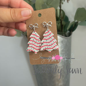 Christmas Tree Snack Cake Dangles