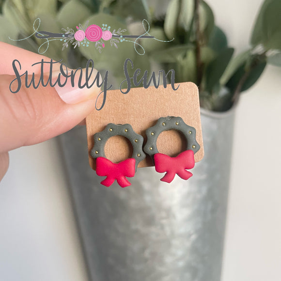 Wreath Studs