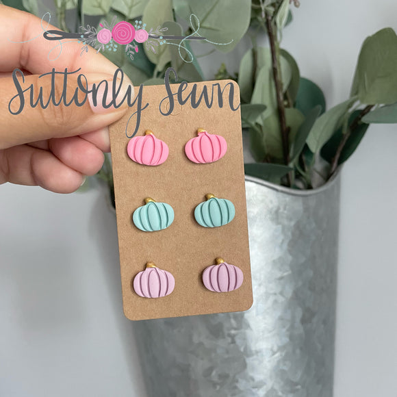 Pastel Pumpkin Studs