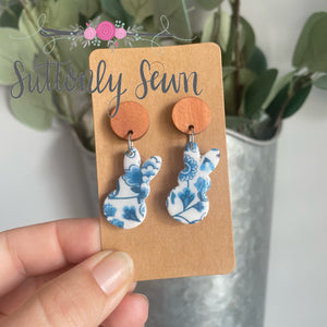 Blue floral bunnies